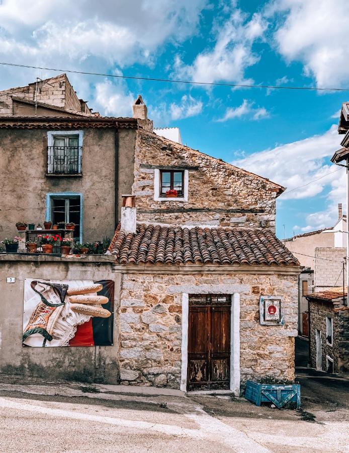 Casa Masini Panzió Fonni Kültér fotó